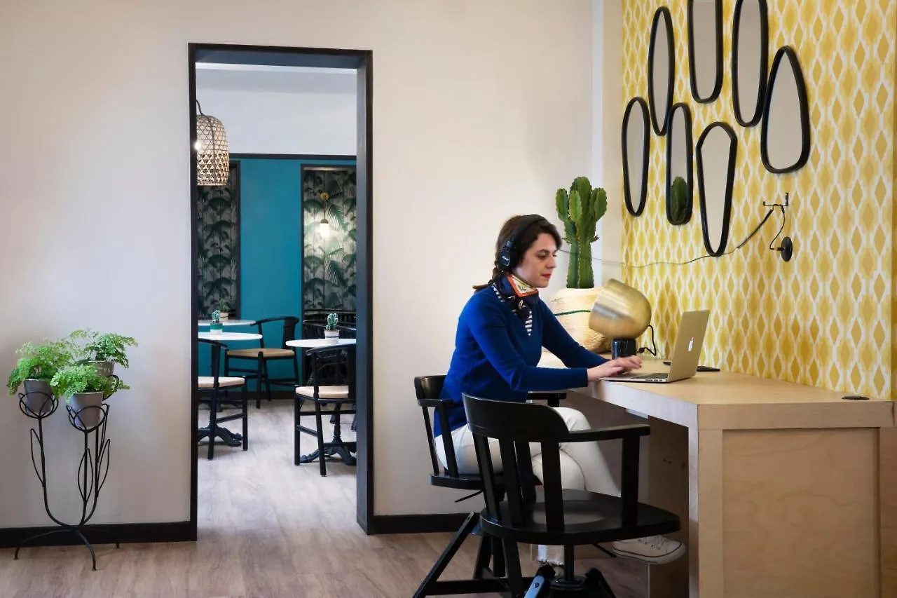 Hôtel Paris La Fayette 3*,  França