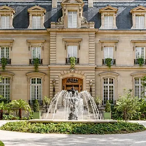 Saint ***** Paris