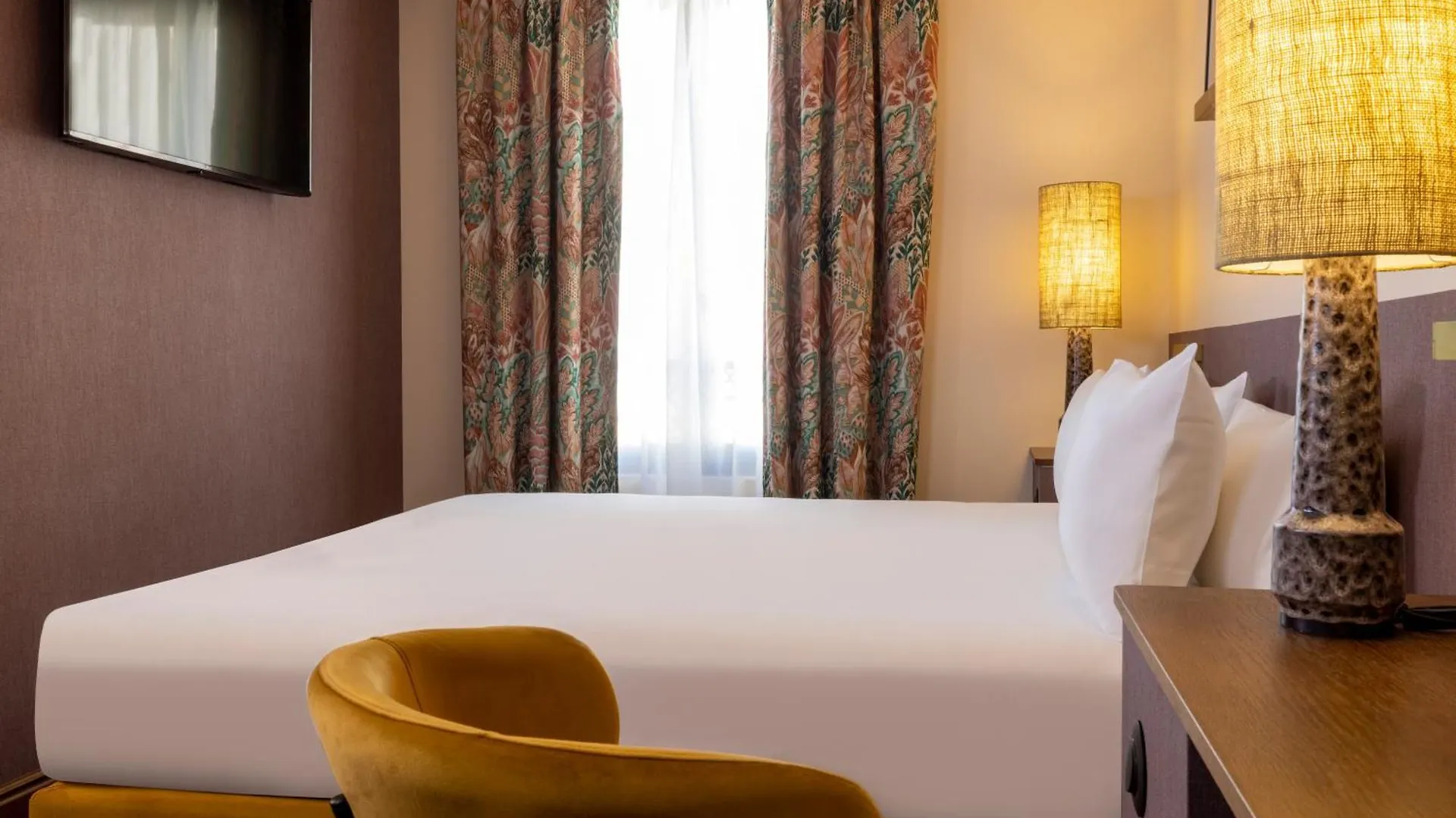 *** Hotel Hôtel Paris La Fayette Francia