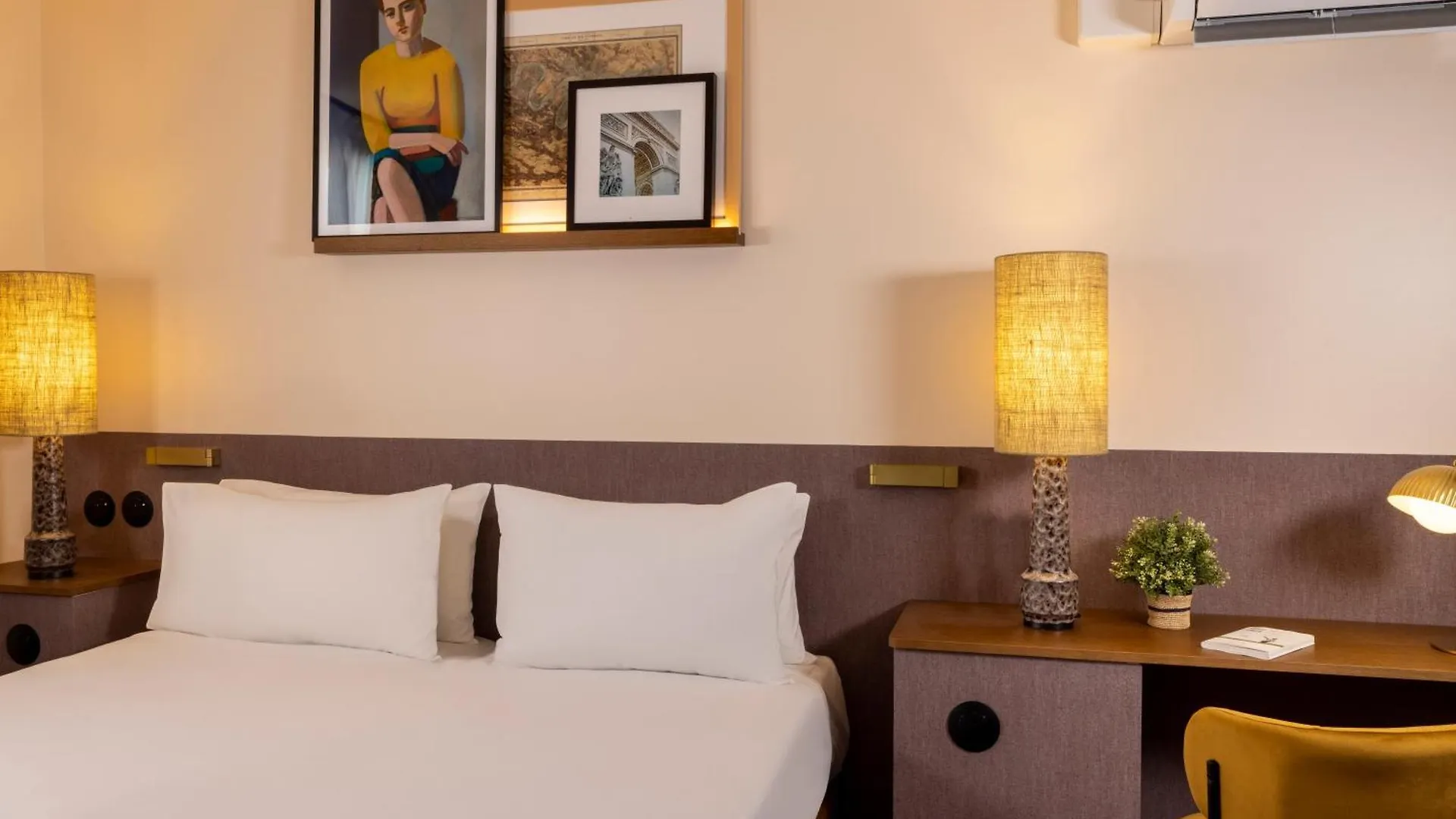 Hôtel Paris La Fayette Francia